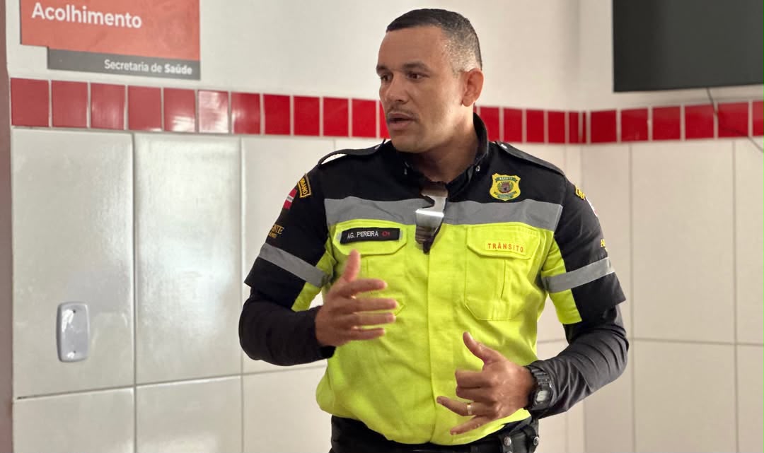 A educação para o trânsito também chegou à sala de espera da USF Aurélio Sciarretta, em mais uma ação especial do Maio Amarelo 2026