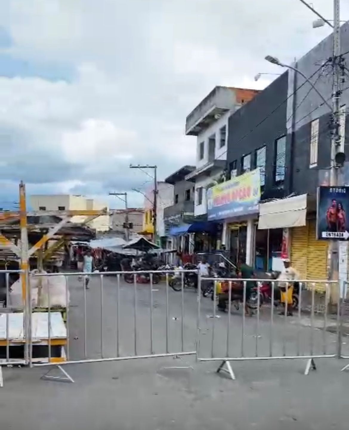 Mudanças e organização no largo da feirinha do Joaquim Romão